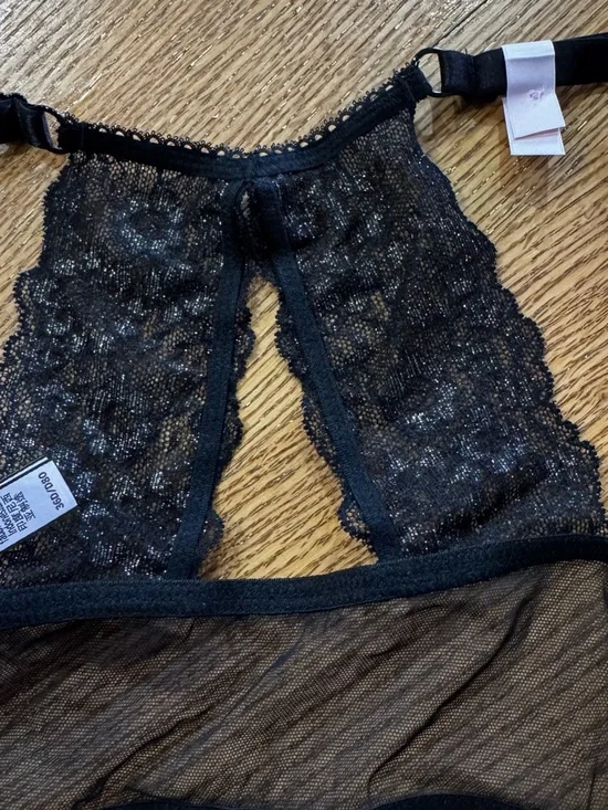 Victoria's Secret Black Lace Racerback Push-Up Bra with Subtle Shimmer - Picture 11 of 11